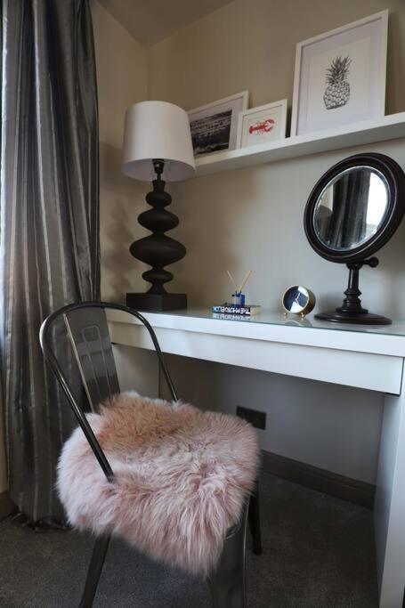 Stylish Townhouse 15 Mins To Laines & Seafront Brighton Exterior foto
