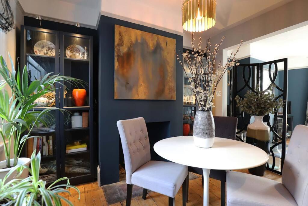 Stylish Townhouse 15 Mins To Laines & Seafront Brighton Exterior foto